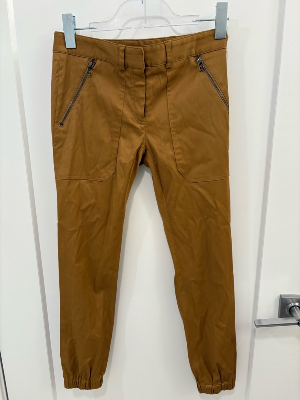 Veronica Beard Manisha Utility Joggers in Dune Size 0 - Picture 2 of 16